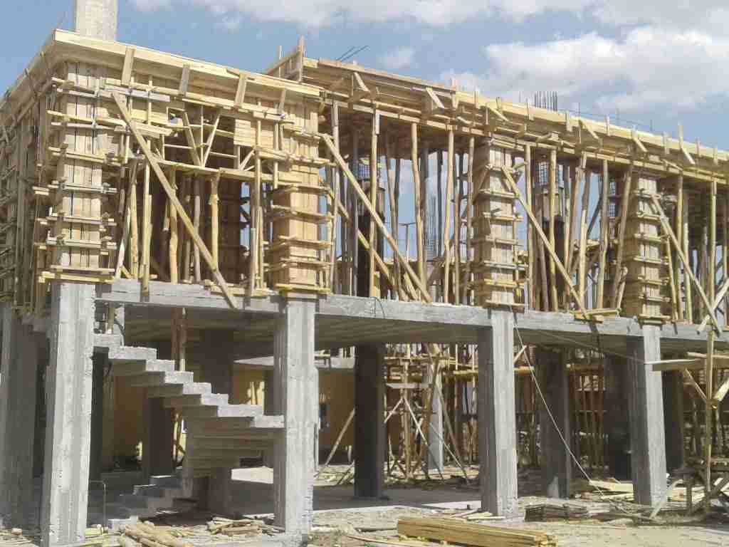 Erdemli İnşaat Kalıpçısı